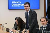 Economy Minister announces simplified rules for small entrepreneurs and cybersecurity measures