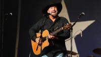 Garth Brooks Doesn’t Let Oklahoma Forget Where He Came From in Rowdy Homecoming