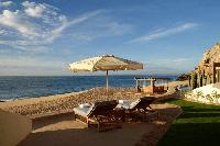 The Holidays Look Better From the Beach: 4 Hilton Resorts for a Warm-Weather Getaway