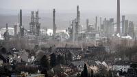 Europe needs more oil refineries to weather energy shocks, EU warns