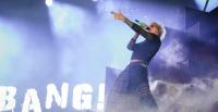 Music Icon Carries Rifle into Recording Studio
