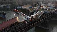 Railroad contractor Cranemasters building new crane model at local manufacturing plant