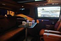 LUXEED LLounge: Redefining Beyond-Class Luxury Across Two Distinct Lifestyle Scenarios