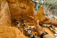 Snail Shells and Cosmic-Ray Clocks Date the Jordan Valley's 'Ubeidiya to 1.9 Million Years, Matching Georgia's Dmanisi