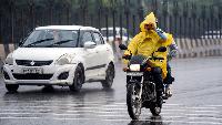 Delhi air quality improves to 121 after rain, but pollution may worsen from November 1; check AQI near you