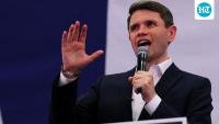 Texas Democrat James Talarico makes masala dosa in Irving during midterms campaign - watch