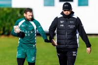 Hibs boss Reedijk on facing Vrancken's Hearts, 'strange things' prediction and Boyle, Chaiwa fitness update