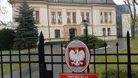 Polish president turns back mid-flight amid court 'coup d'état' claims