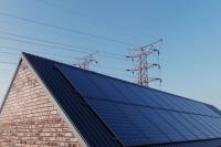 US lawmakers demand $7 billion in solar aid after court deems Trump admin's termination attempt illegal