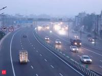 Delhi's 15-day curbs: Construction ban, 50% WFH