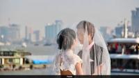 Chinese Groom Invites Strangers Online After Family Can't Attend Wedding, Internet Turns Up In Thousands