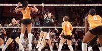 Game Rundown: Texas A&M volleyball claims second-straight top 10 win, beating No. 6 Tennessee