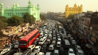 India Economic Advisor Compares Current Crisis to 1991, Calls for Industrial Overhaul