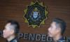MACC nabs 2 Bangladeshis linked to 'counter setting' syndicate Suspects believed to have bribed enforcement officers at KLIA 1. Bernama 22 m ago